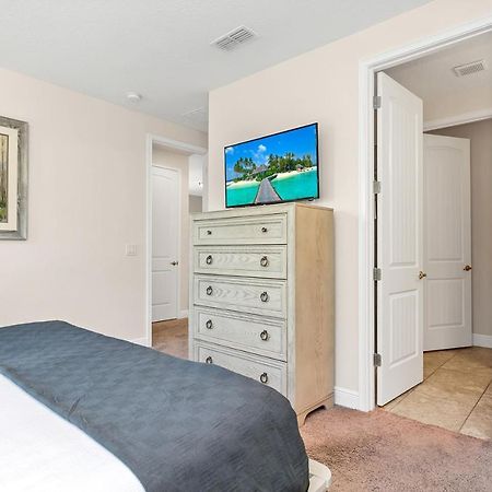 8 Bedroom Vacation Home With Pool 올랜도 외부 사진