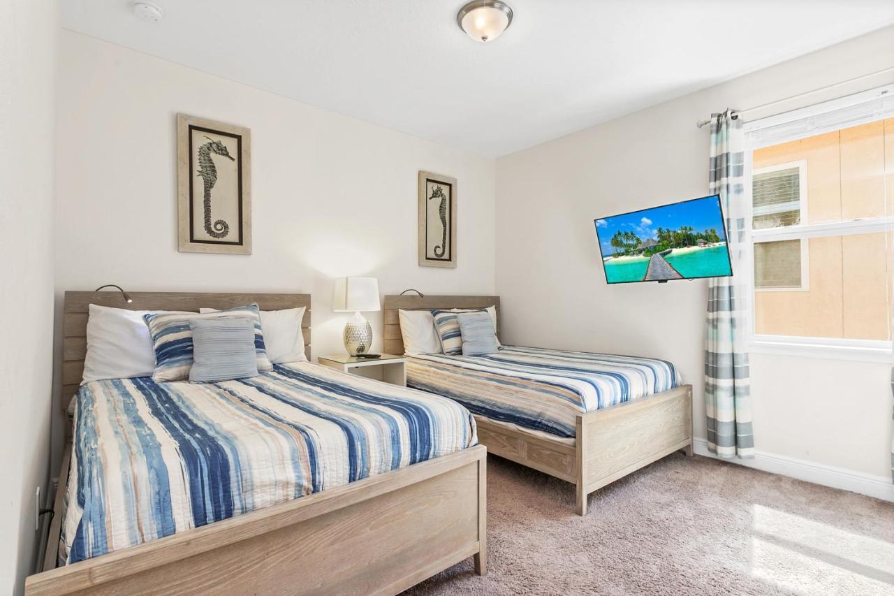 8 Bedroom Vacation Home With Pool 올랜도 외부 사진