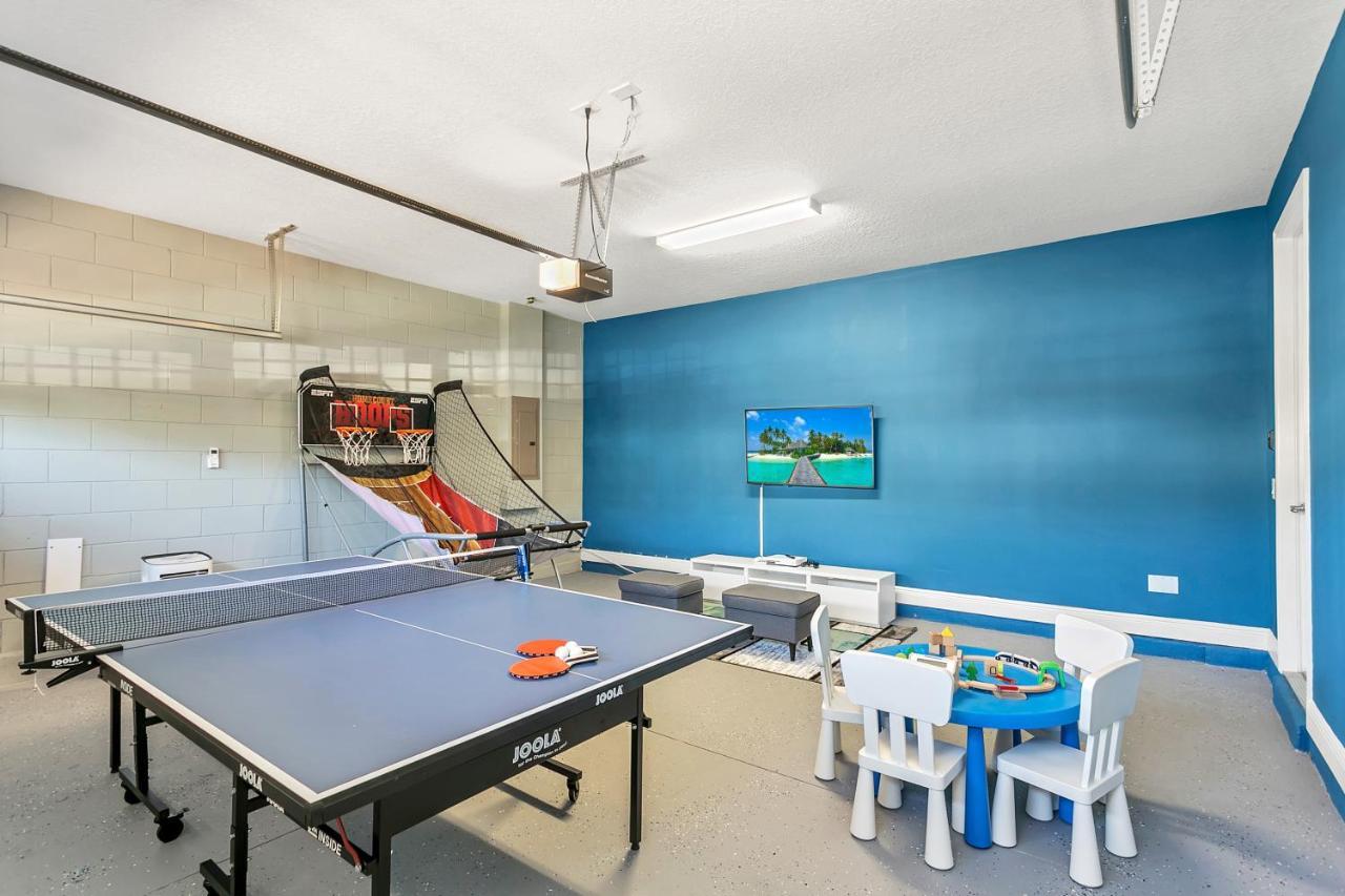 8 Bedroom Vacation Home With Pool 올랜도 외부 사진