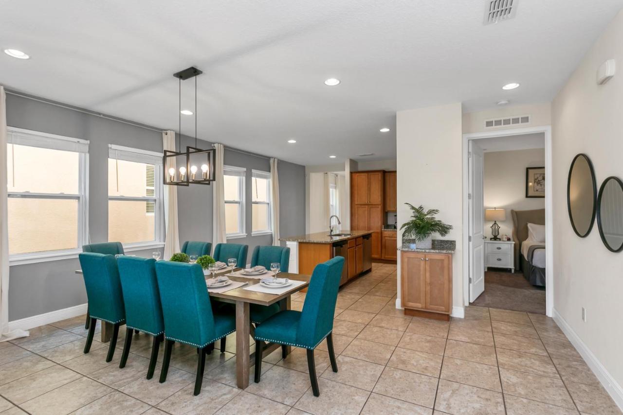 8 Bedroom Vacation Home With Pool 올랜도 외부 사진